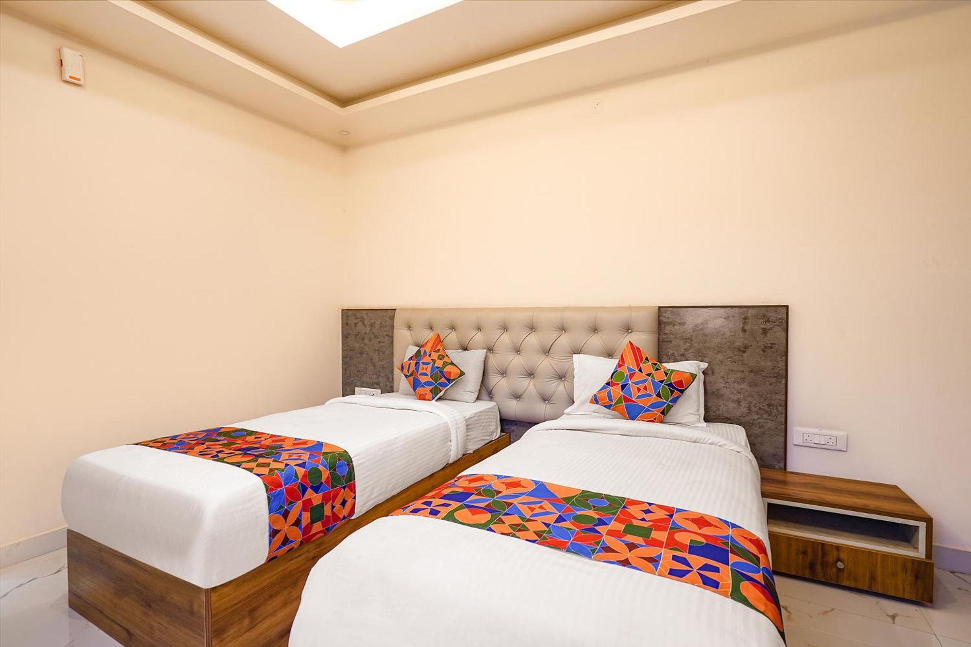 Fabhotel Prime Mayuri Residency Bangalore Bagian luar foto