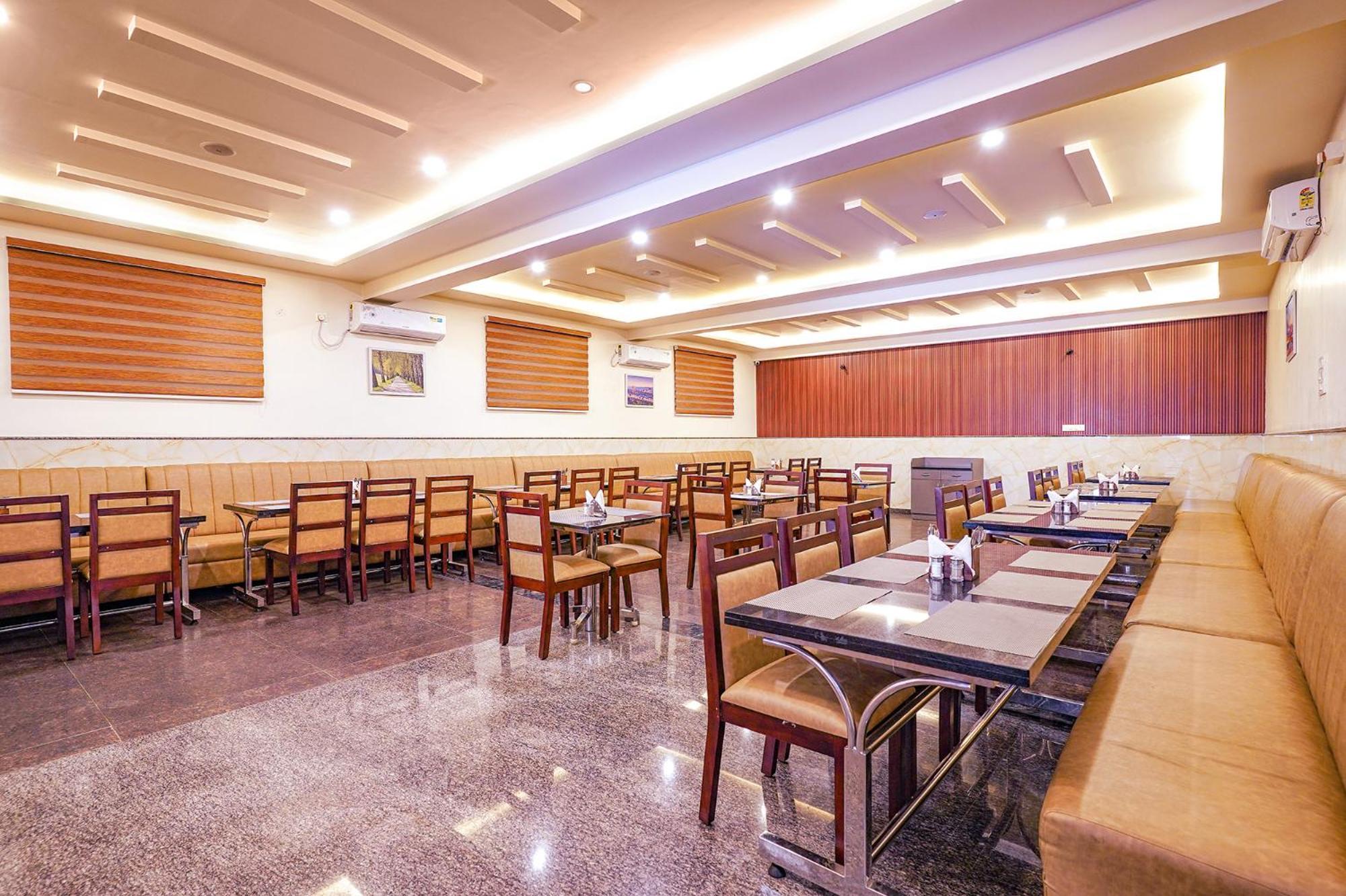 Fabhotel Prime Mayuri Residency Bangalore Bagian luar foto